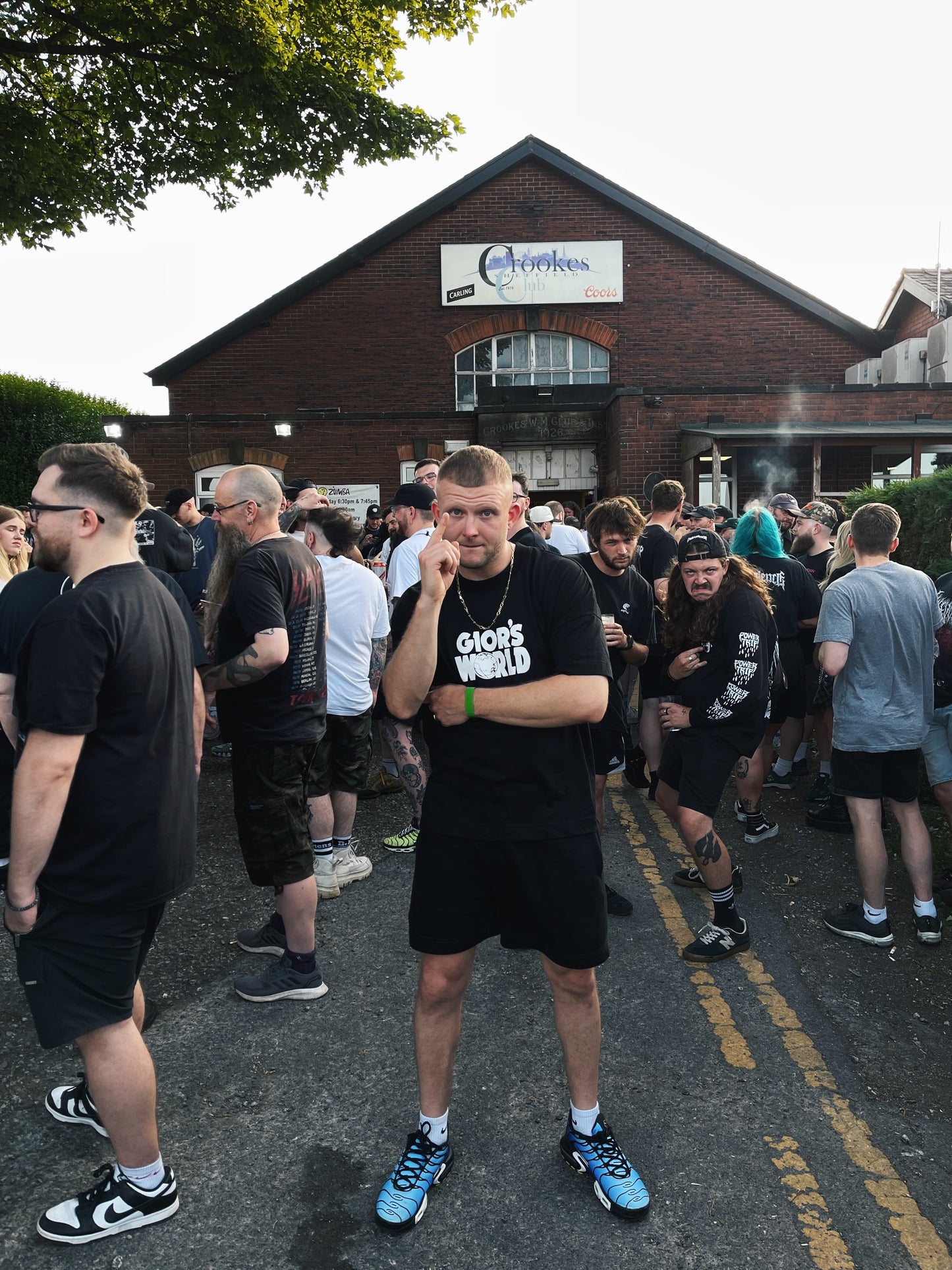 GIOR’S WORLD BLACK T-SHIRT